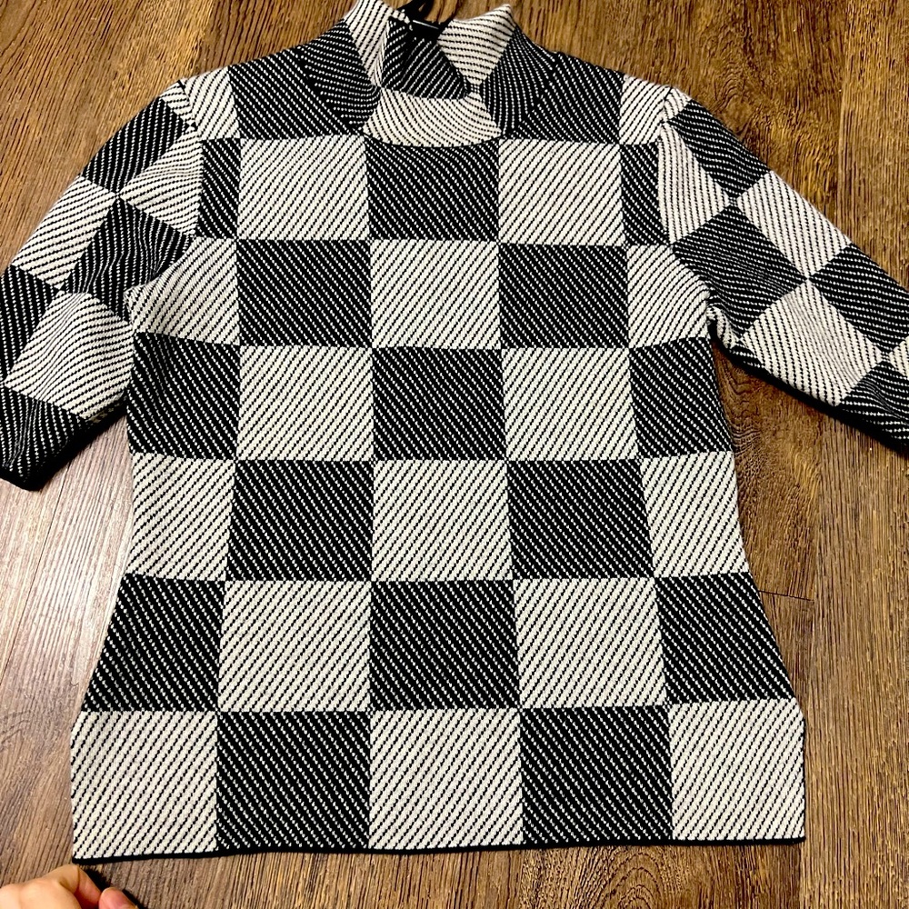Ann Taylor Checkered Short-Sleeve Top with Collar Size:XS